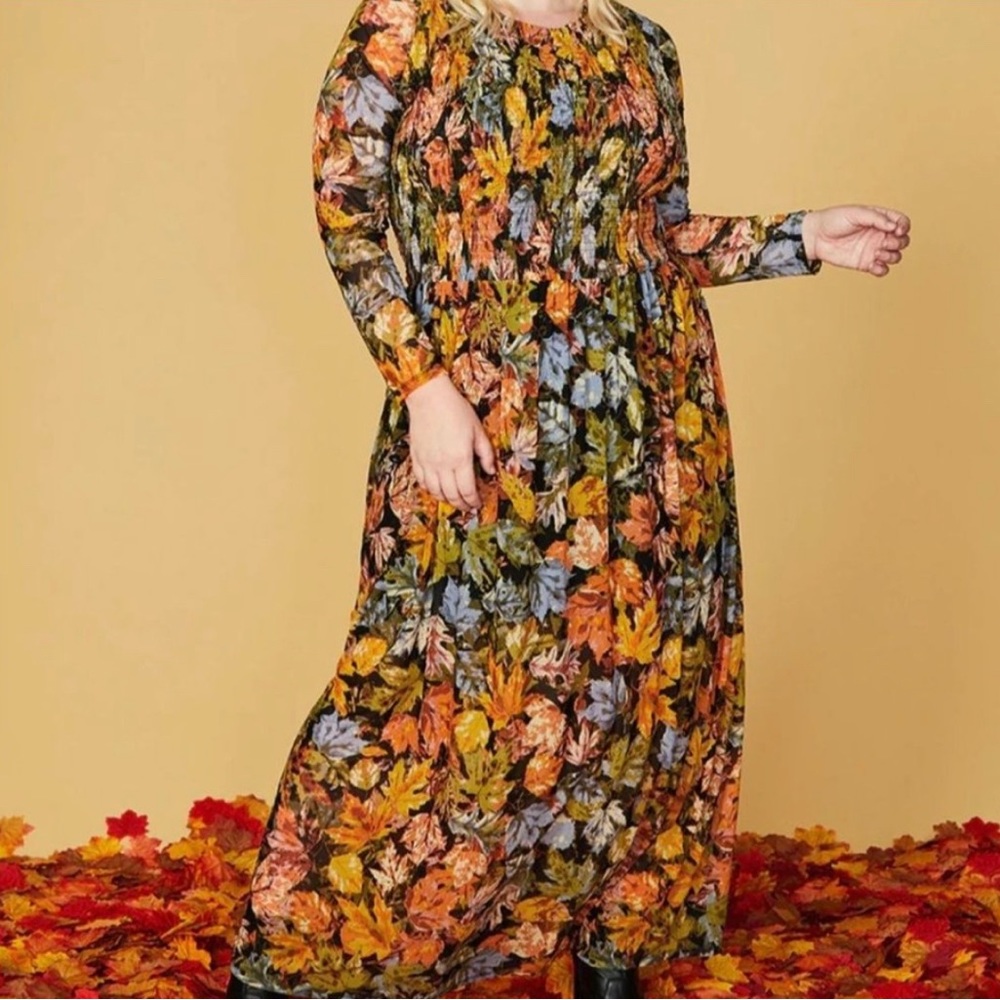 ModCloth Femme Petal shirred maxi dress NWT.
